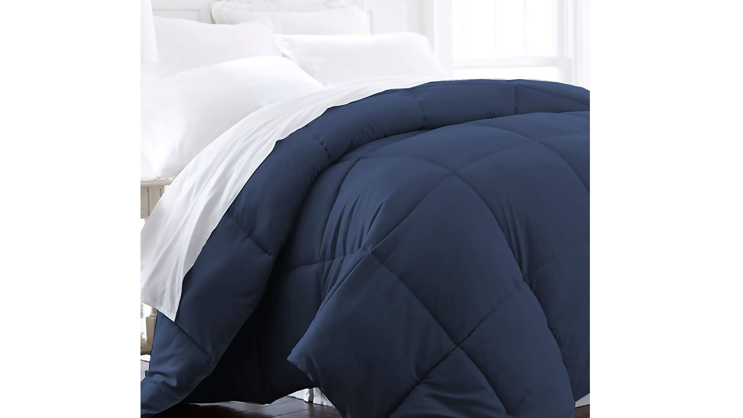 Beckham Down Alternative Comforter