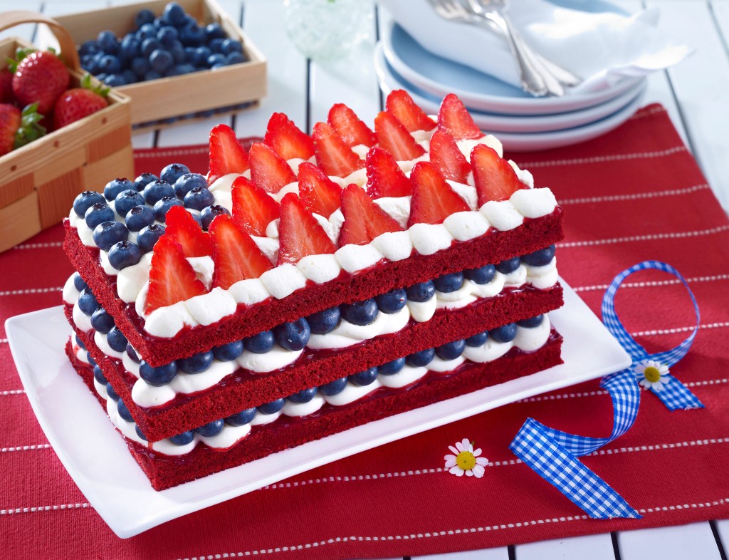 4th of July red velvet flag cake