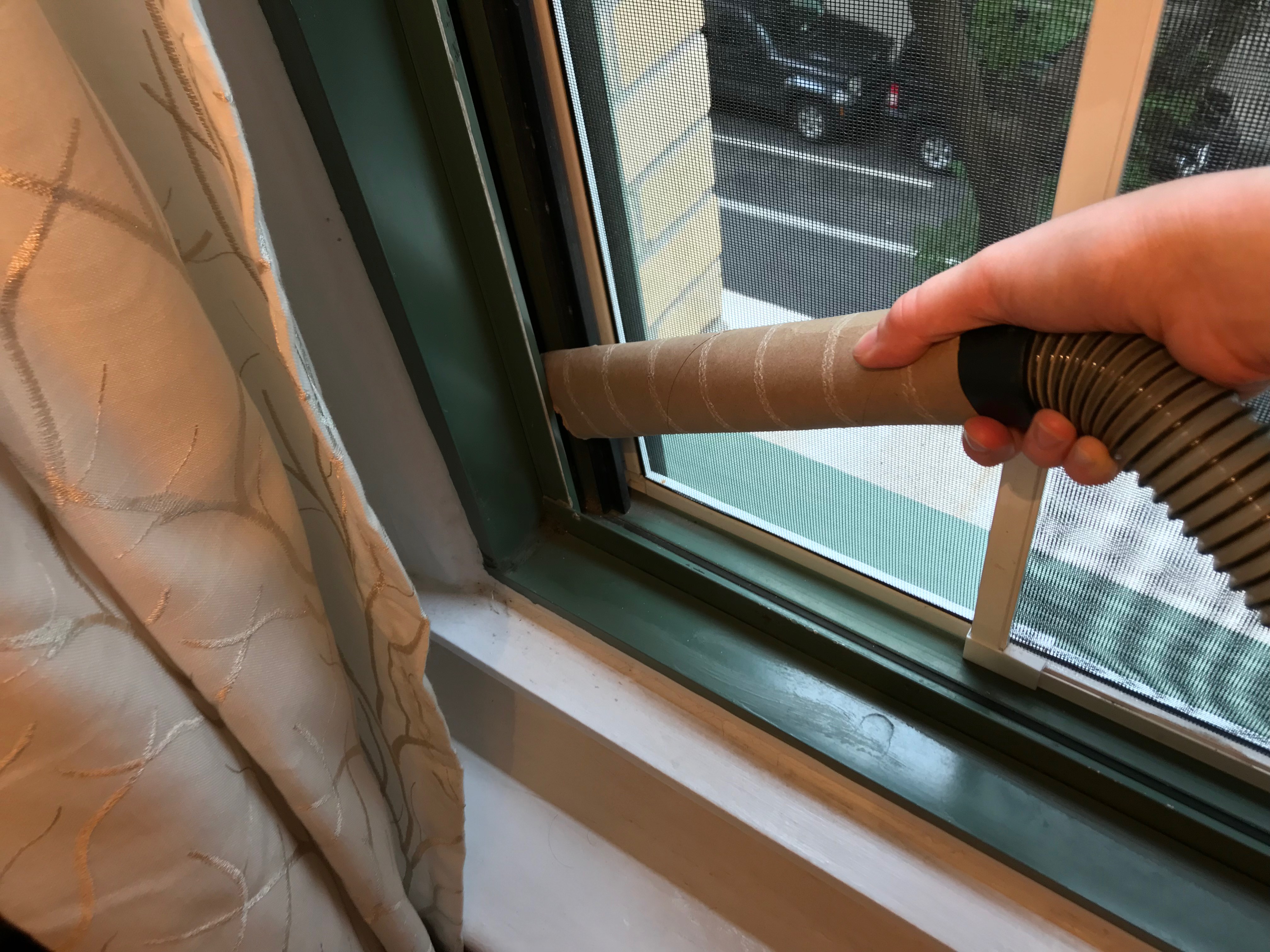 How To Clean Windowsills And Window Tracks