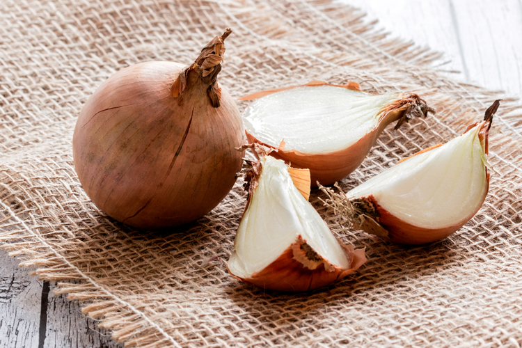 Do Onions Go in the Fridge? Surprising Foods You Should 