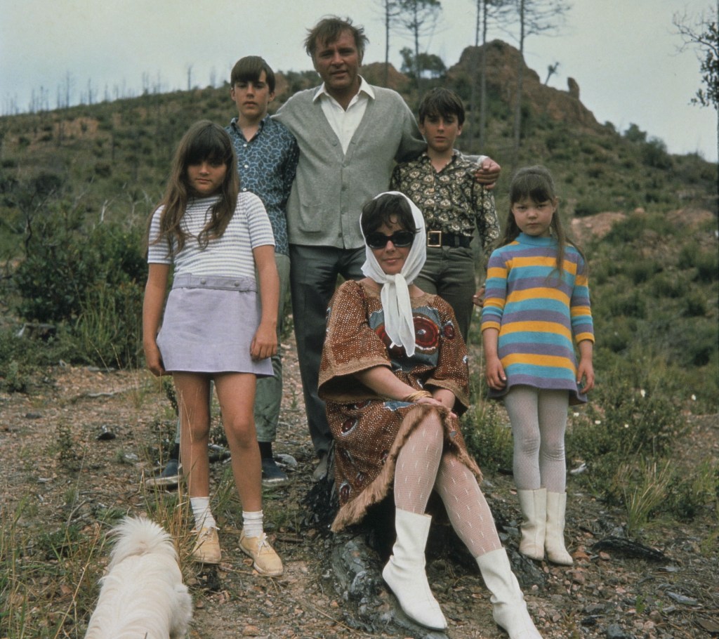 See Photos Of Elizabeth Taylor And Her Kids Through The Years