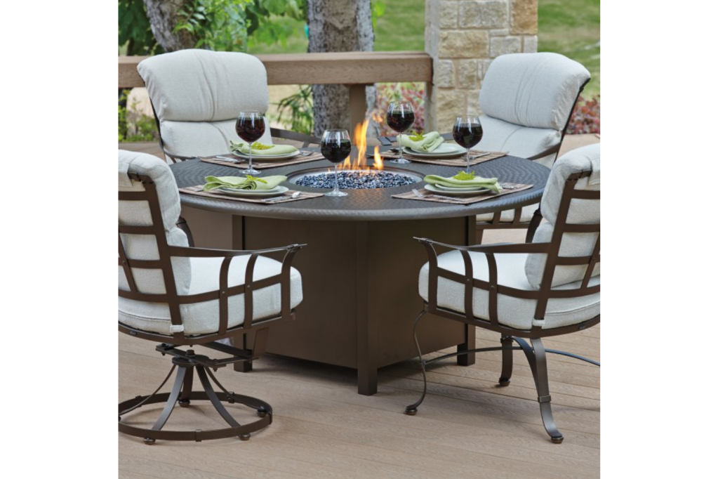 8 Outdoor Patio Dining Sets That Ll Transform Your Space - Patio Dining Sets Round Table