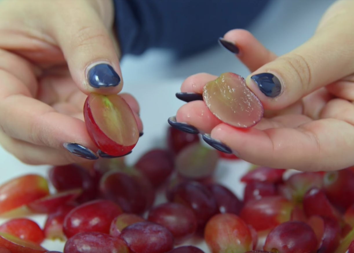 Grape Cutter to keep grapes safe to eat for kids #grapes