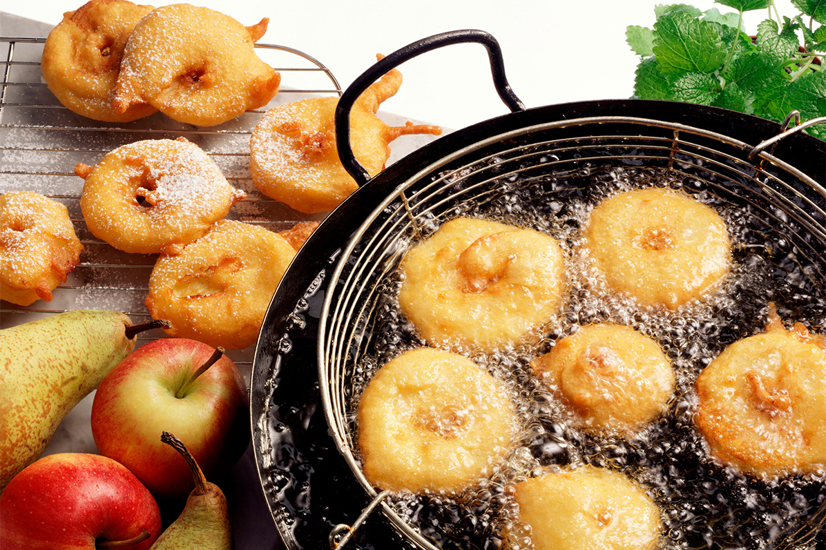 How to Clean a Deep Fryer in 7 Easy Steps