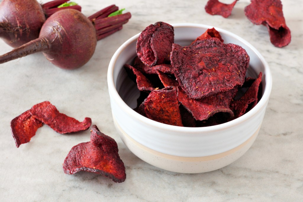 Bowl of healthy beet chips 