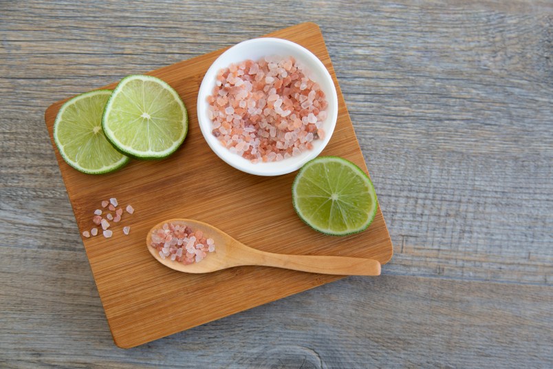 Pink Himalayan salt with lime ready to use in cooking