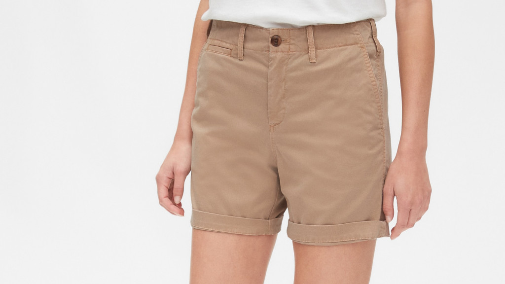 khaki shorts for women over 50
