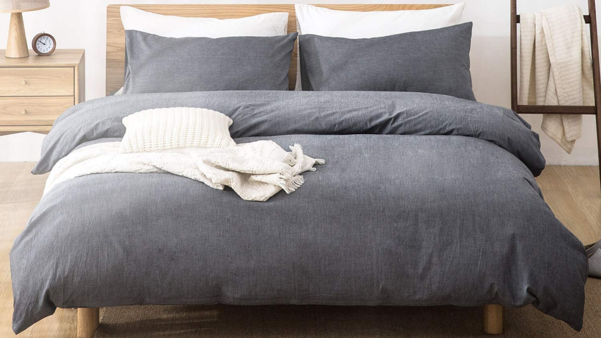 11 Best Comforters For Dog Hair That Are Pet-Friendly
