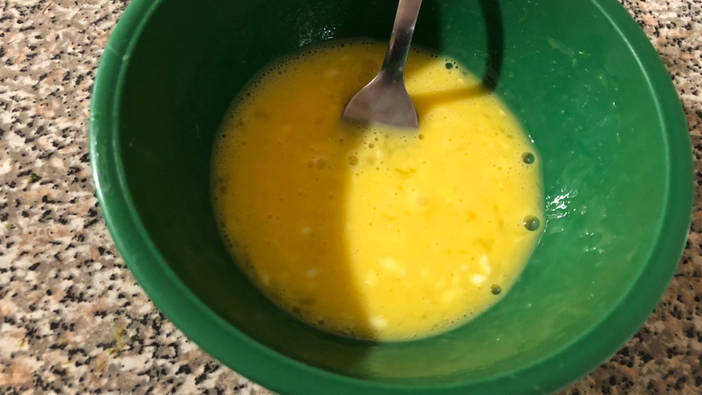 Bowl of eggs before scrambling