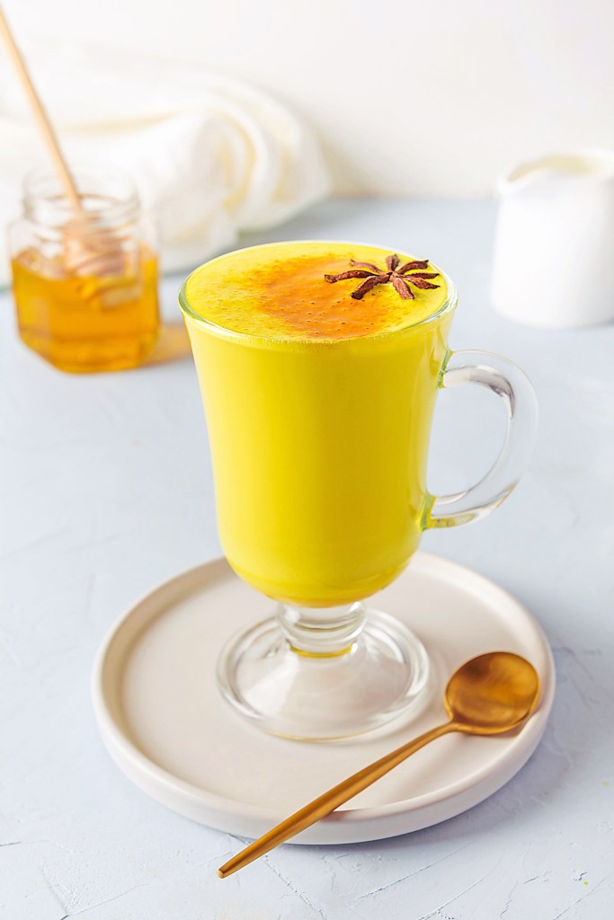 Pumpkin turmeric latte