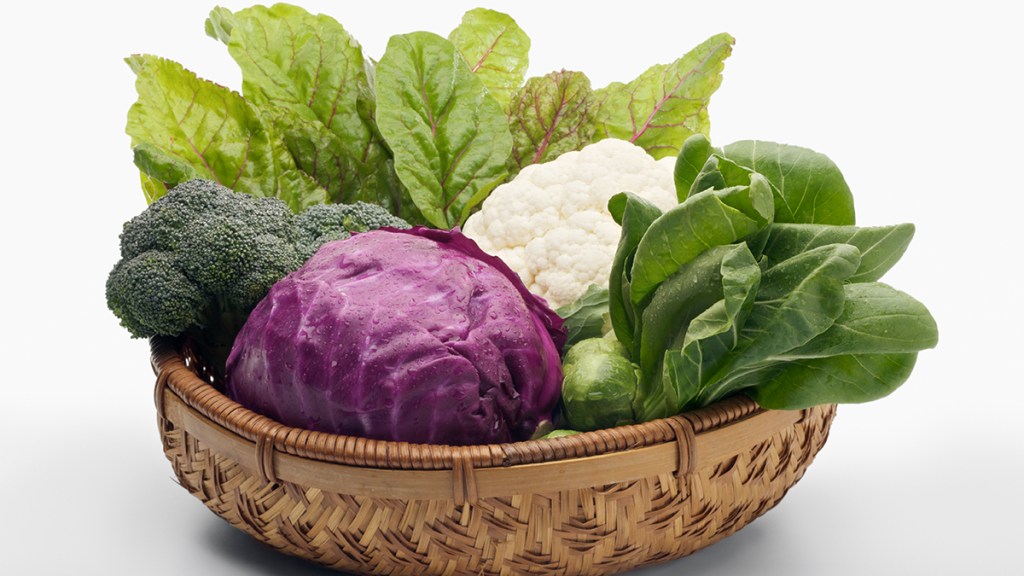 Bowl of sulfur-rich veggies to outsmart neurological symptoms of mold exposure