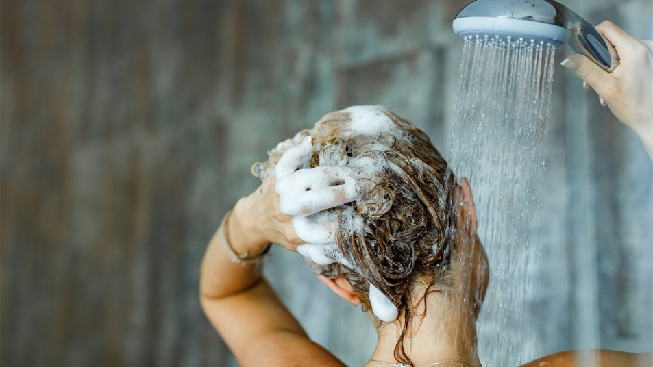 The 'Upside Down' Method For Washing Hair - First For Women
