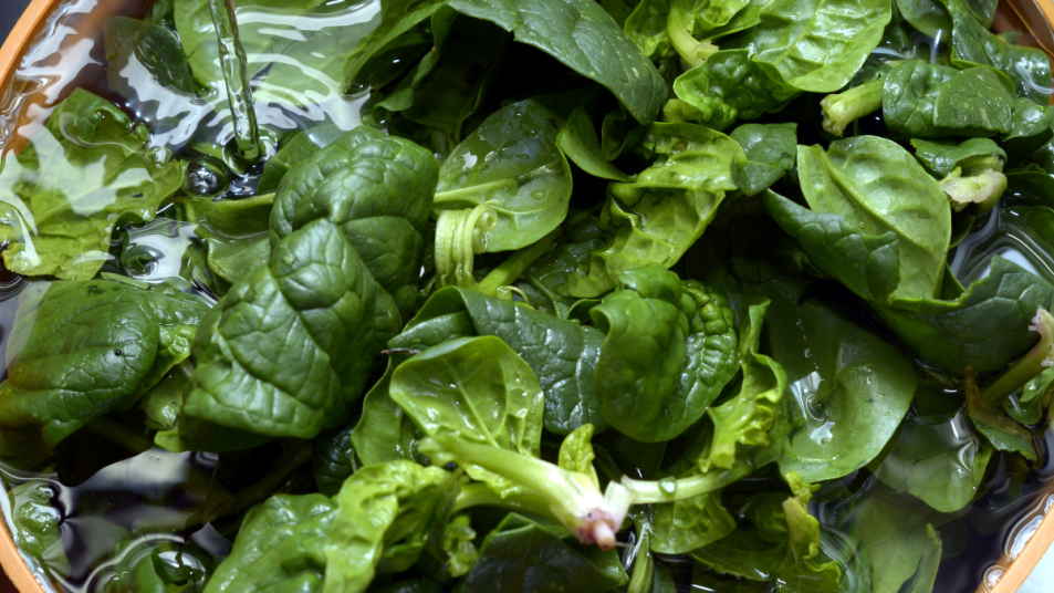 how-to-clean-spinach-kale-leafy-greens