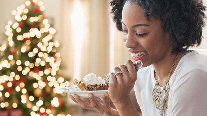 6 Guilt-Free Ways to Indulge During the Holidays story image