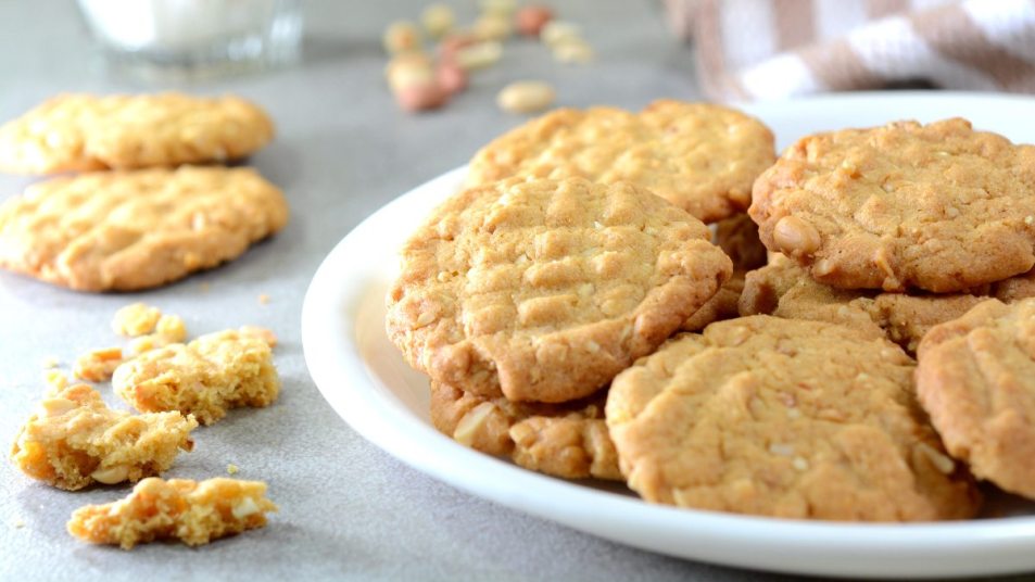 Healthy breakfast cookies - cookies with fork marks on a white plate