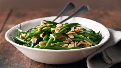 Green beans dish