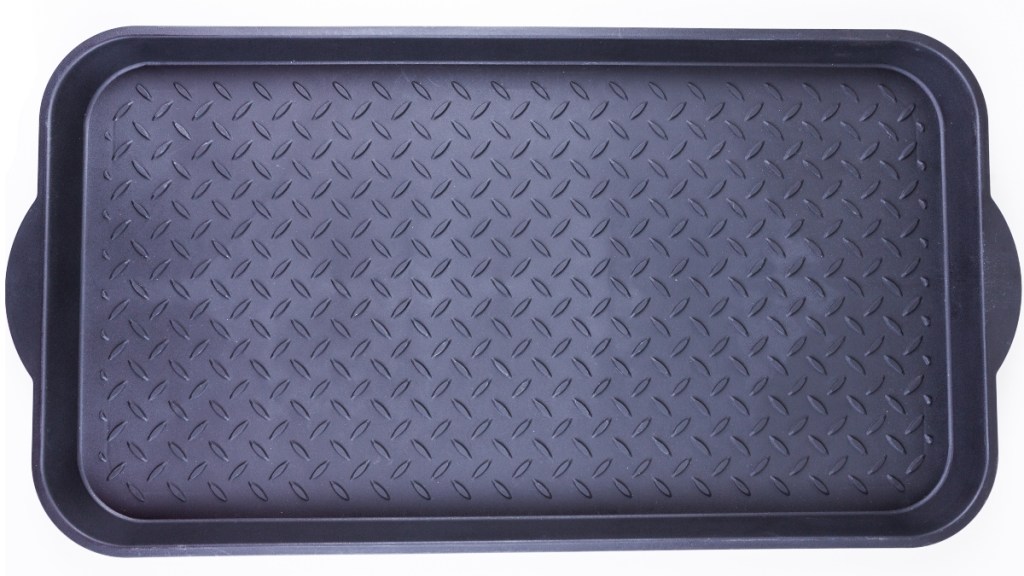 Tough durable diamond plate tray black rubber