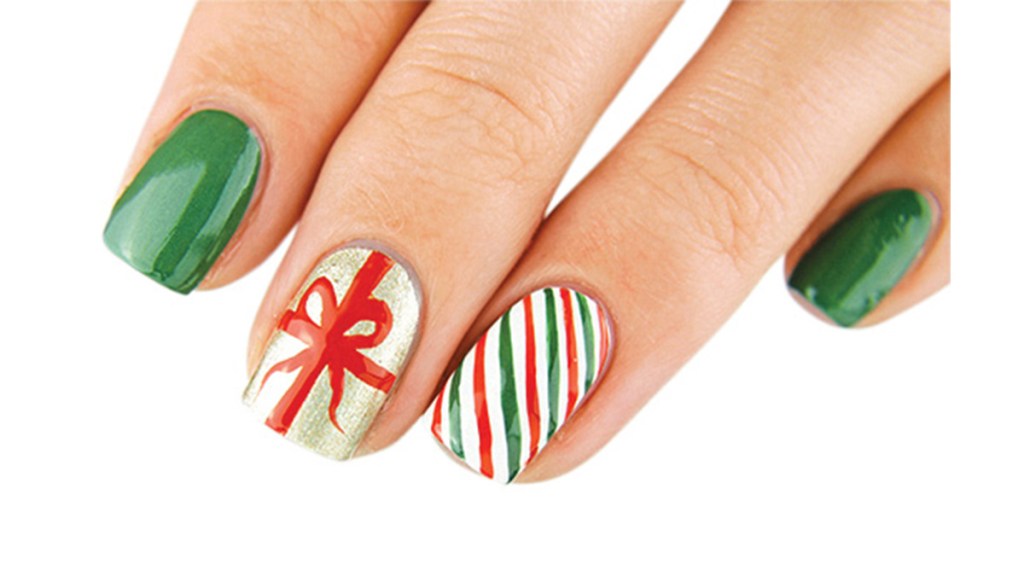holiday nail designs: red and green holiday bow 