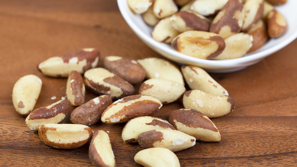 Brazil nuts: Selenomethionine  thyroid