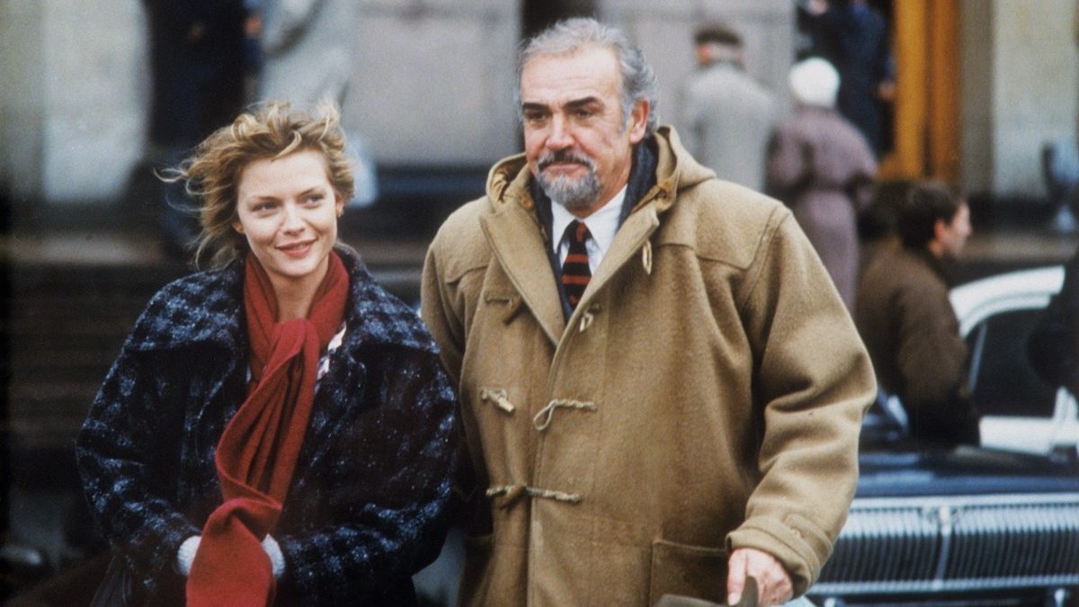 Michelle Pfeiffer and Sean Connery in The Russia House, 1990