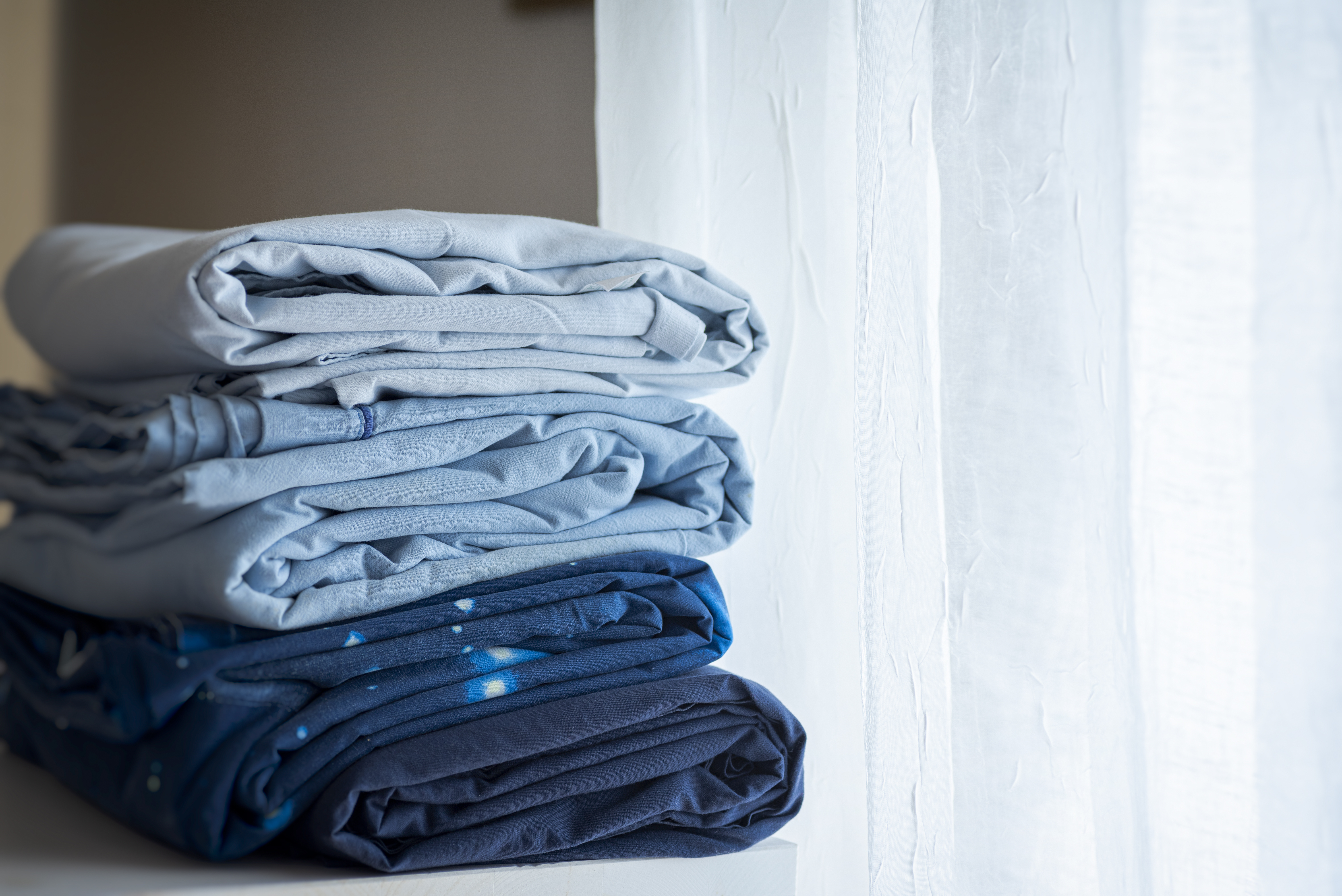 blue fitted sheets how to fold them into a rectangle