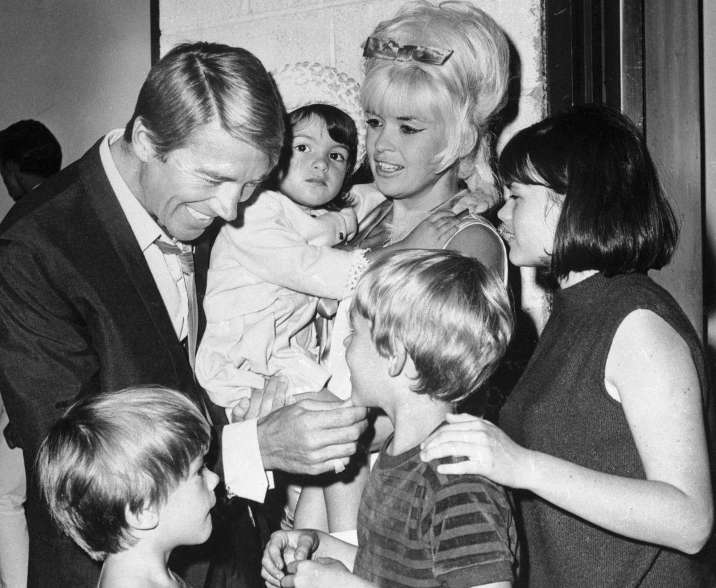 Mickey Hargitay, Jayne Mansfield, Zoltan, Mikos and Mariska, 1966