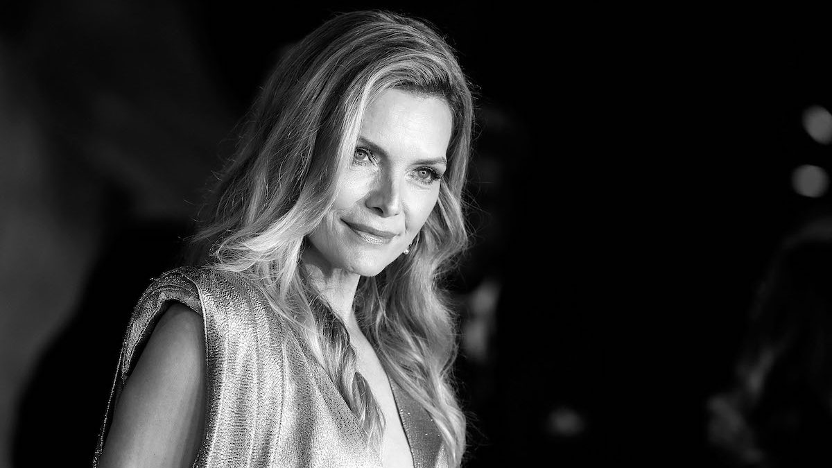 Michelle Pfeiffer at the Murder On The Orient Express premiere red carpet, 2017 