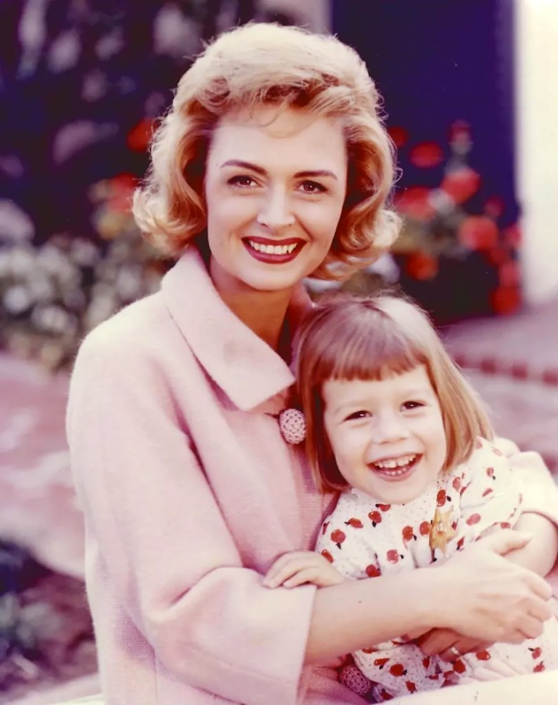 Donna Reed and daughter Mary Anne Owen It's a Wonderful Life