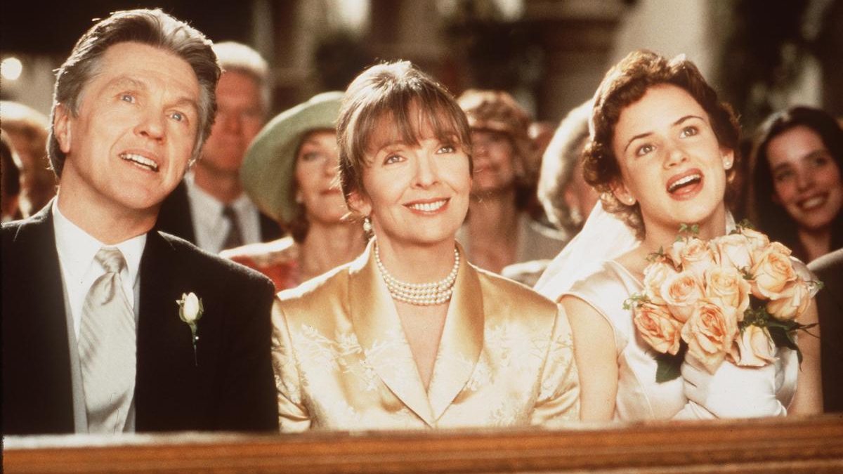Tom Skerritt, Diane Keaton and Juliette Lewis in The Other Sister, 1999