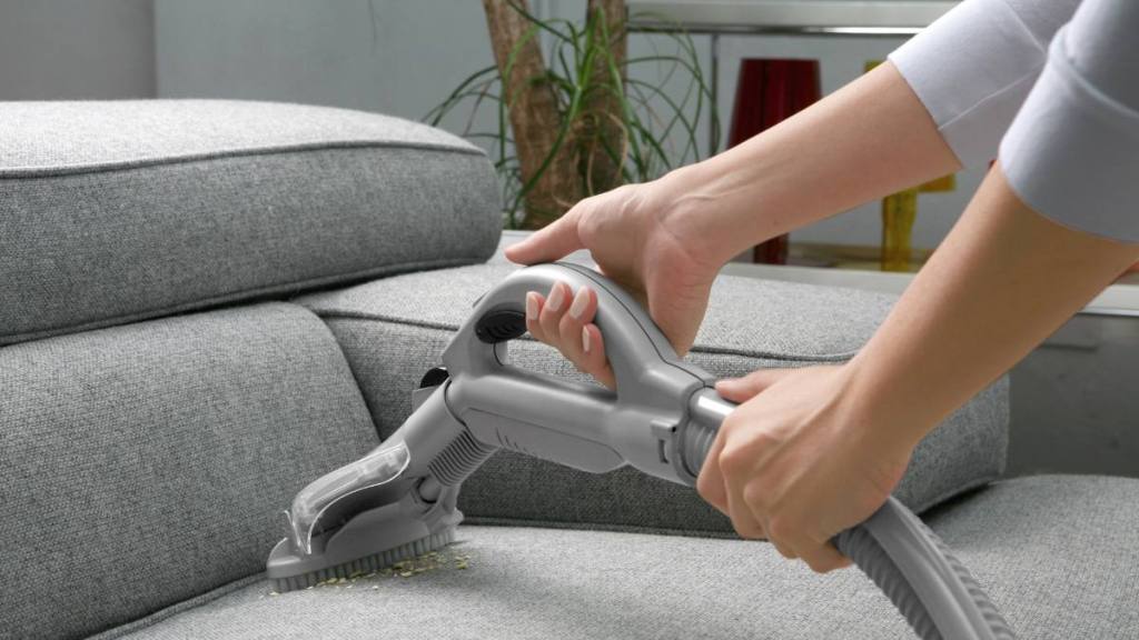 how to clean couch cushions: vacuum cleaner house