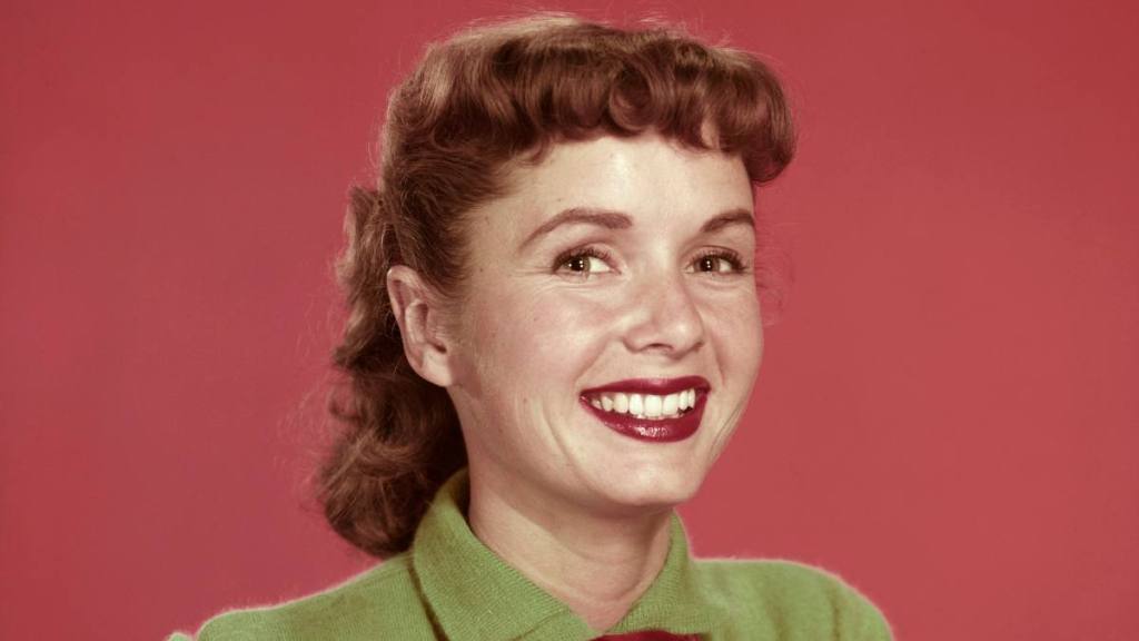 Debbie Reynolds movies: Debbie Reynolds classic early 1950's studio publicity portrait. 