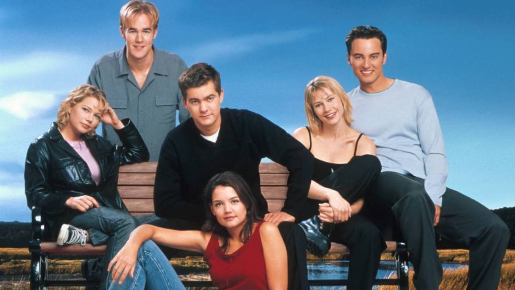 group of friends posed for picture; Dawson's Creek Cast