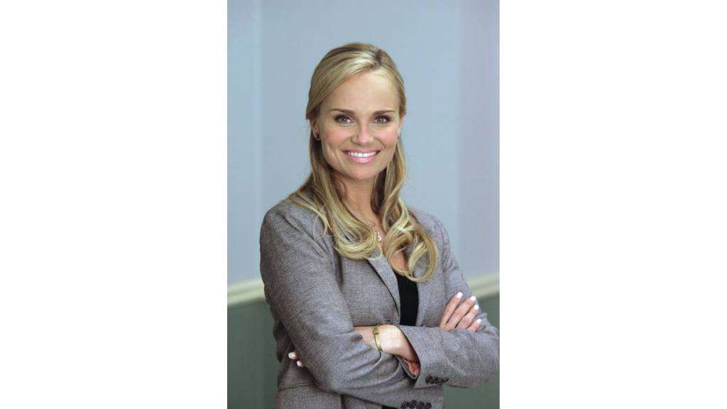 The West Wing (2004-2006) Kristin Chenoweth movies and TV shows