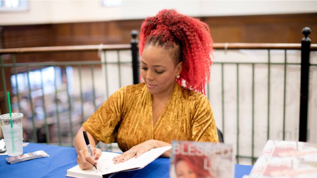 Kim Fields signs copies of her book "Blessed Life" (2017)
