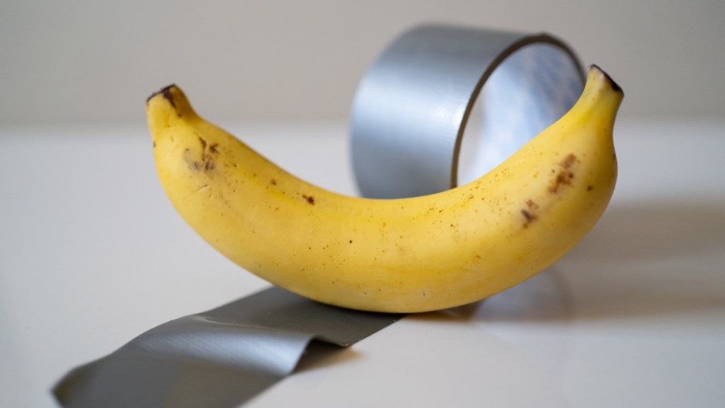 Duct tape preventing bananas from ripening too soon