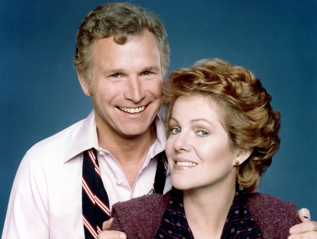 1970s TV Sitcoms: Wayne Rogers and Lynn Redgrave in 1979's House Calls