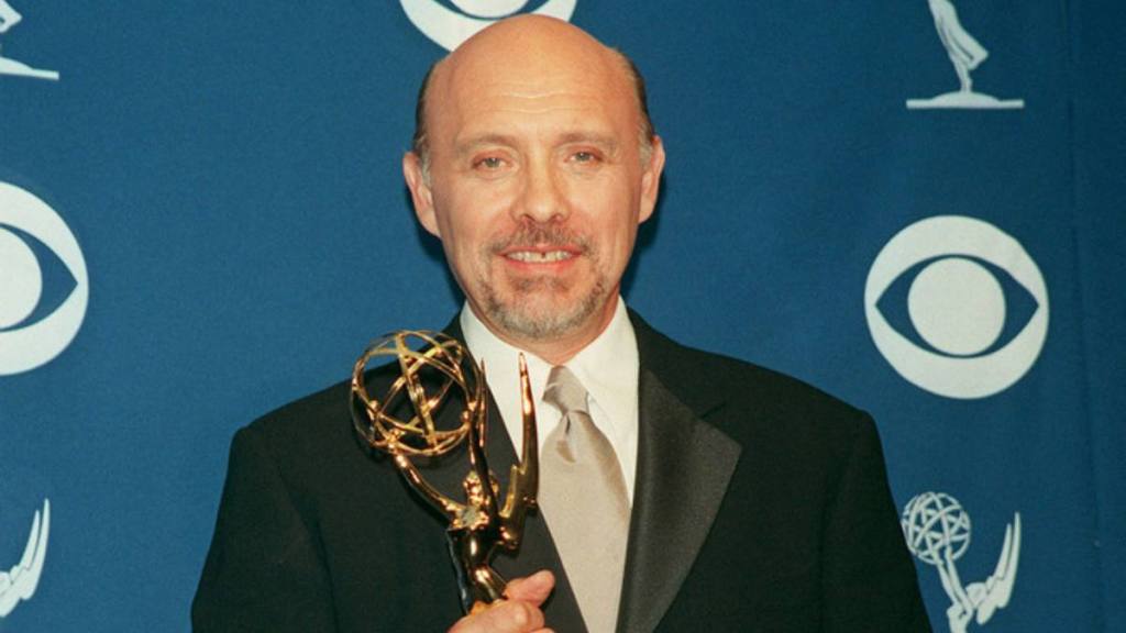 Hector Elizondo (1997) (Facts about overboard)