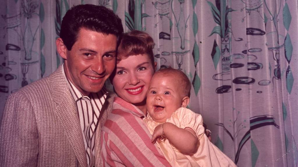 Eddie Fisher, Debbie Reynolds and Carrie Fisher young (1957)