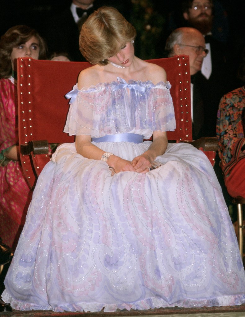 Princess Diana At The Victoria And Albert Museum For The Splendours Of The Gonzagas Exhibition Gala Wearing A Pale Blue Chiffon Evening Dress Designed By Fashion Designers Bellville Sassoon. The Princess Seemed Tired During The Event And The Following Day The Palace Announced Her Pregnancy, 1981