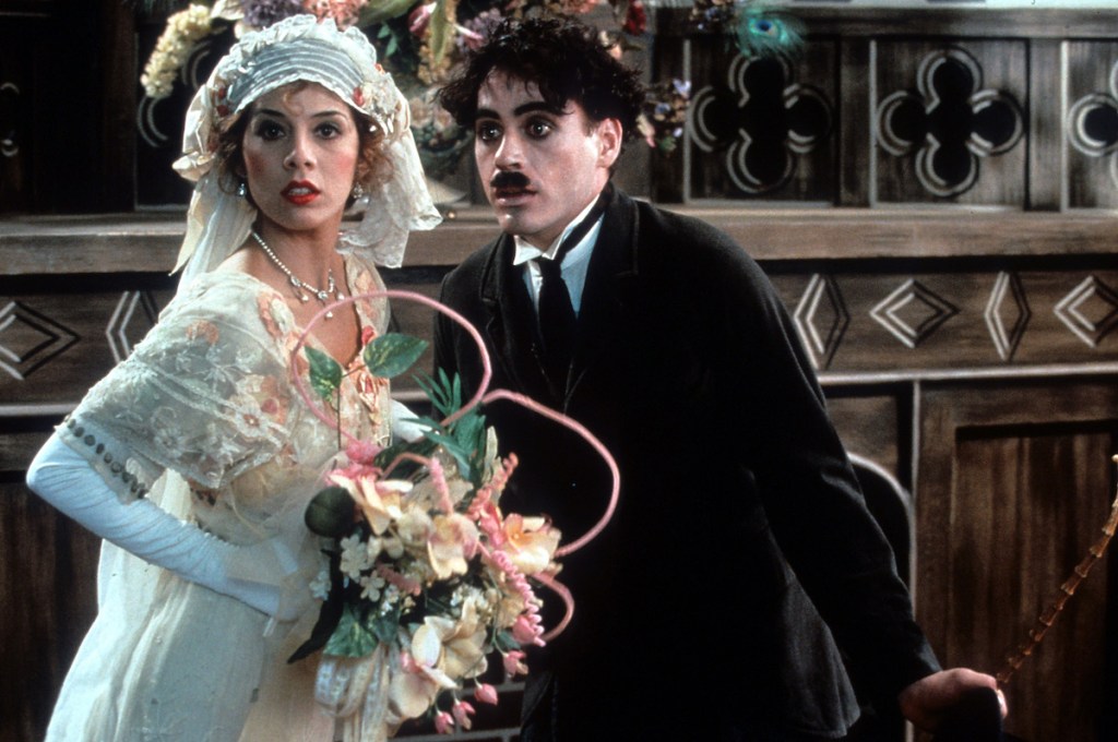 Robert Downey Jr and Marisa Tomei in a scene from the film 'Chaplin', 1992
