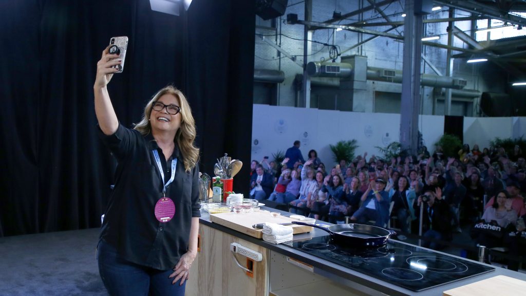  Valerie Bertinelli presenting a culinary demonstration in 2019